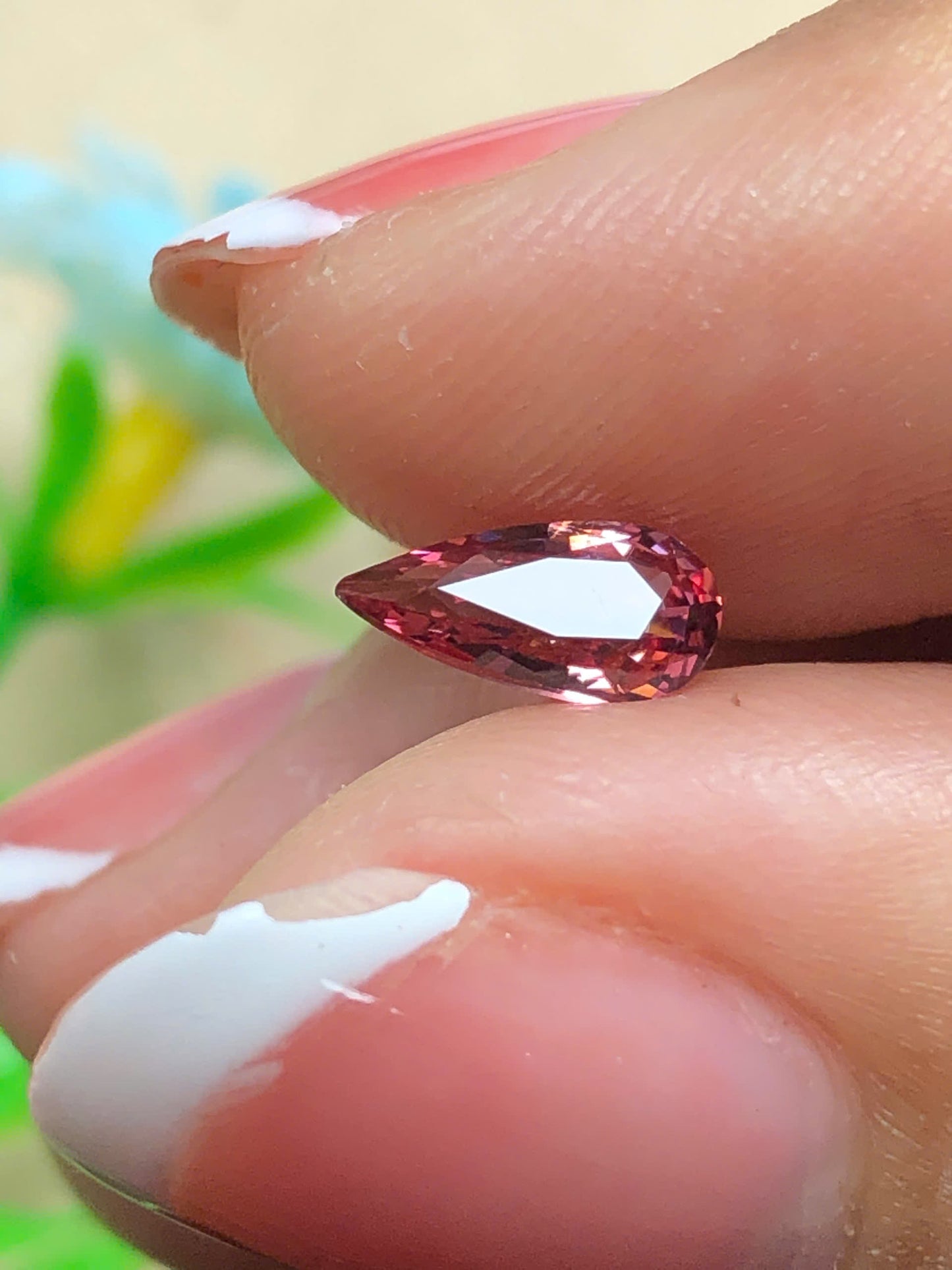 Natural orange red spinel Lucyen  0.65ct  _30052625HG
