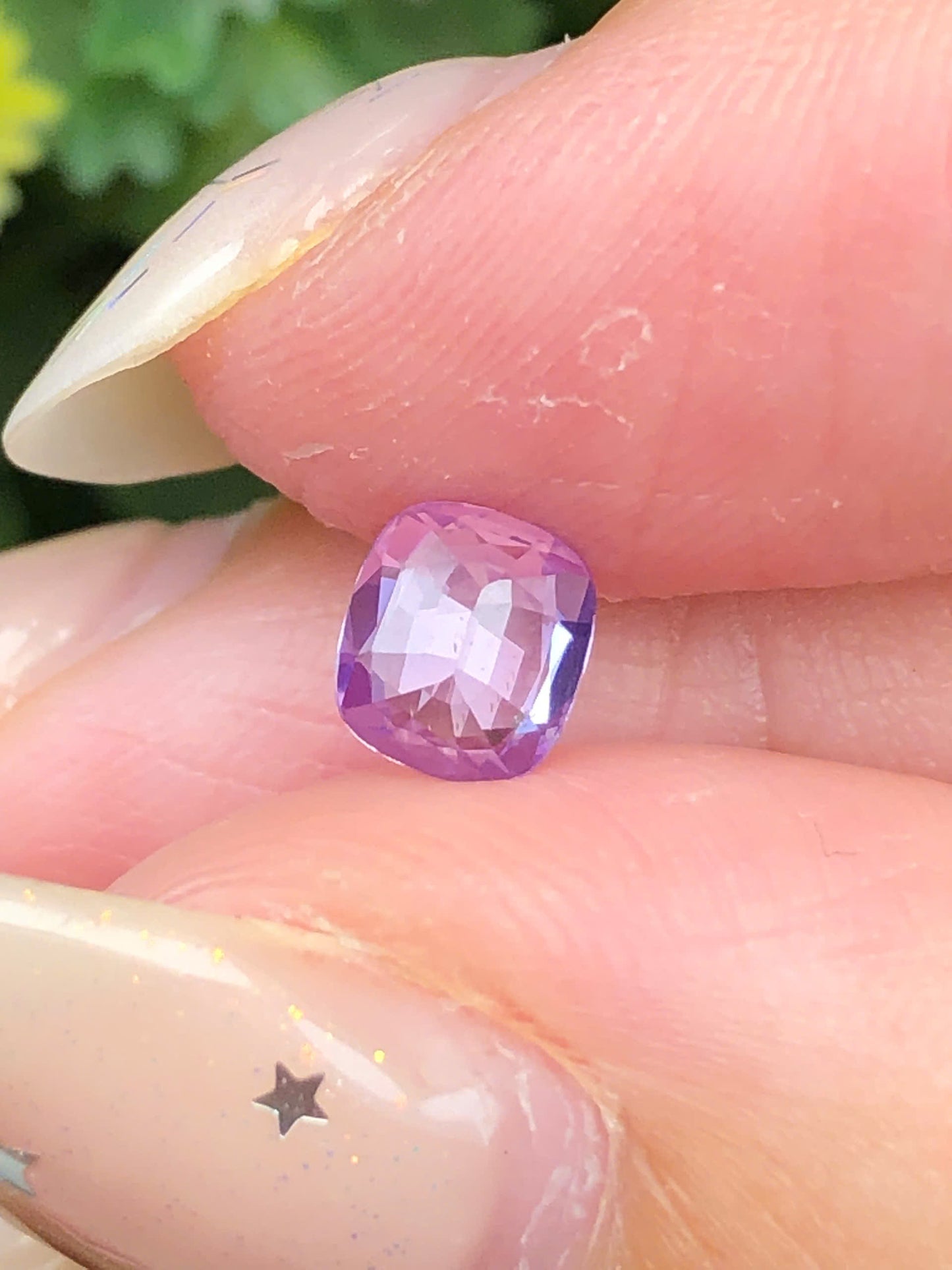Natural purple silky sapphire Luc Yen  0,61ct _240507HG