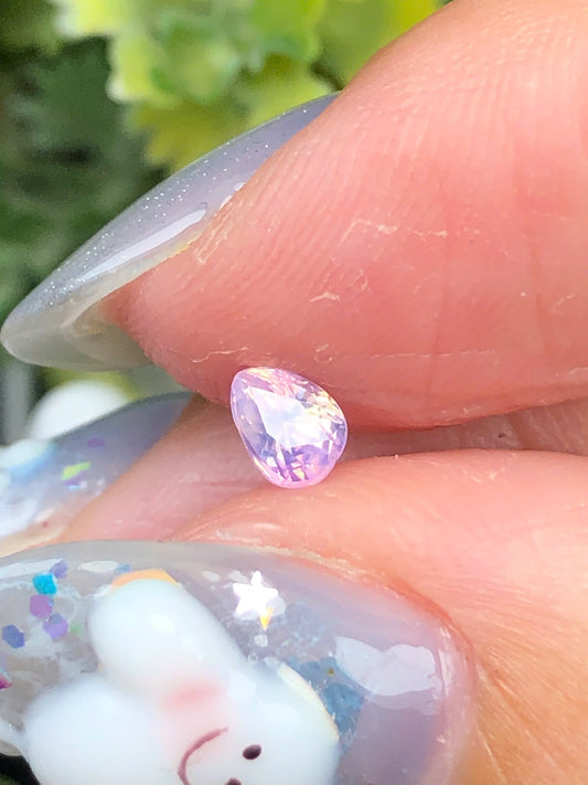 Natural pink purple silky sapphire Luc Yen  0,36ct _240516HG
