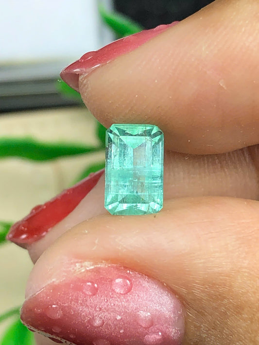 Natural emerald colombia No Oil 1.3ct - 03062612HA