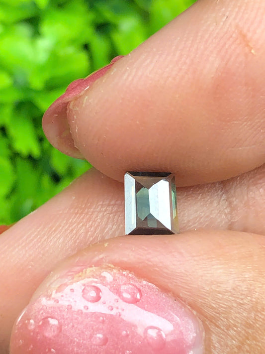 Natural Green sapphire Phan Thiet 0.38ct_05062608HG