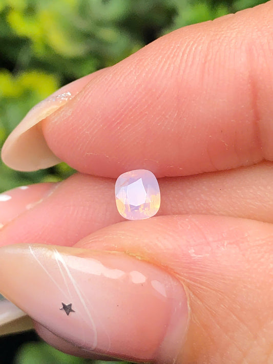 Natural purple silky sapphire Luc Yen  0,4ct  _06062620HG