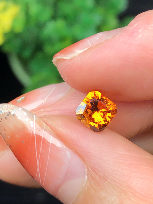 Natural Orange Garnet 0.95ct  - 06062622HG