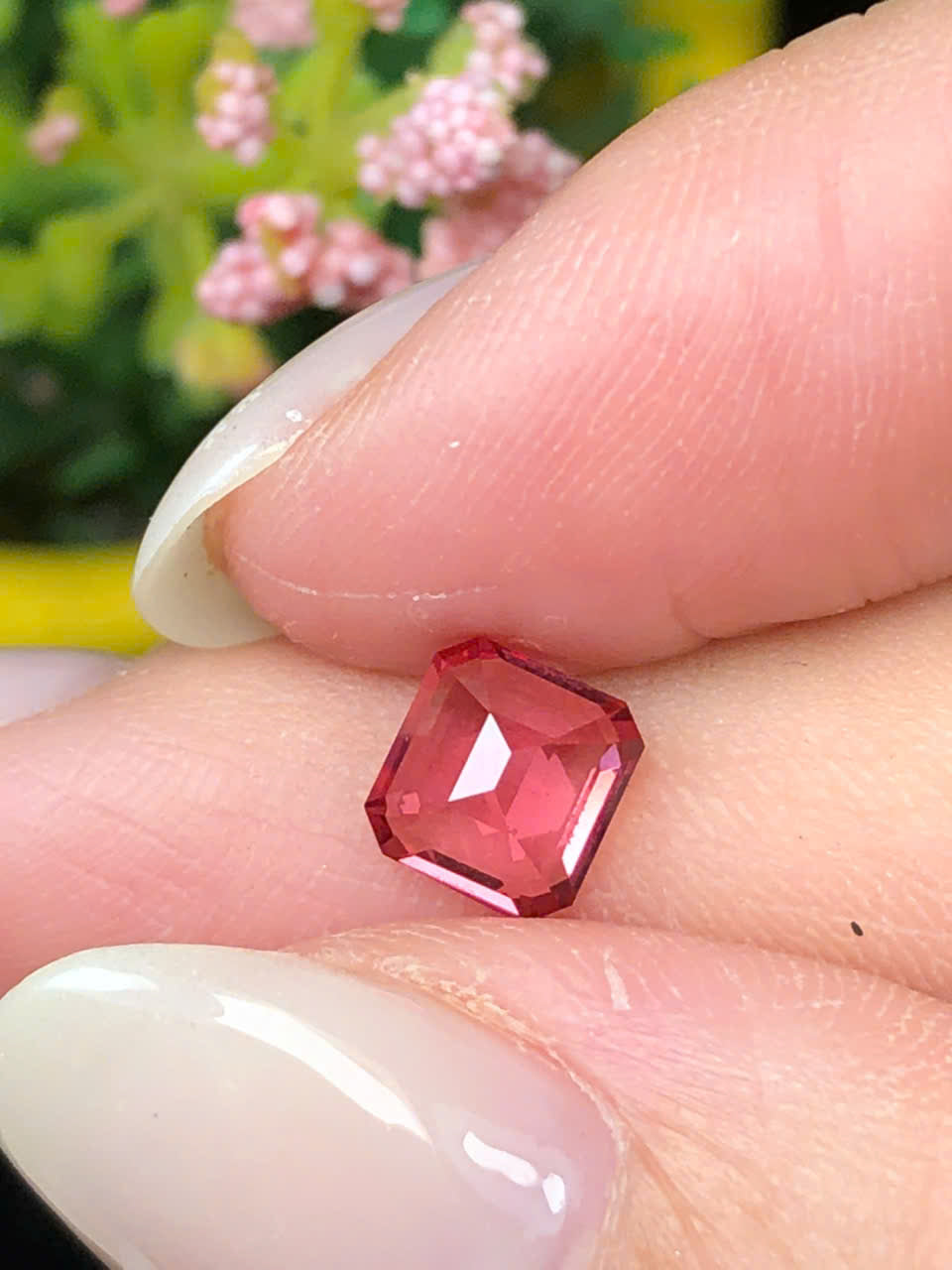 Natural orange spinel Lucyen 1,0ct  _06062630HG