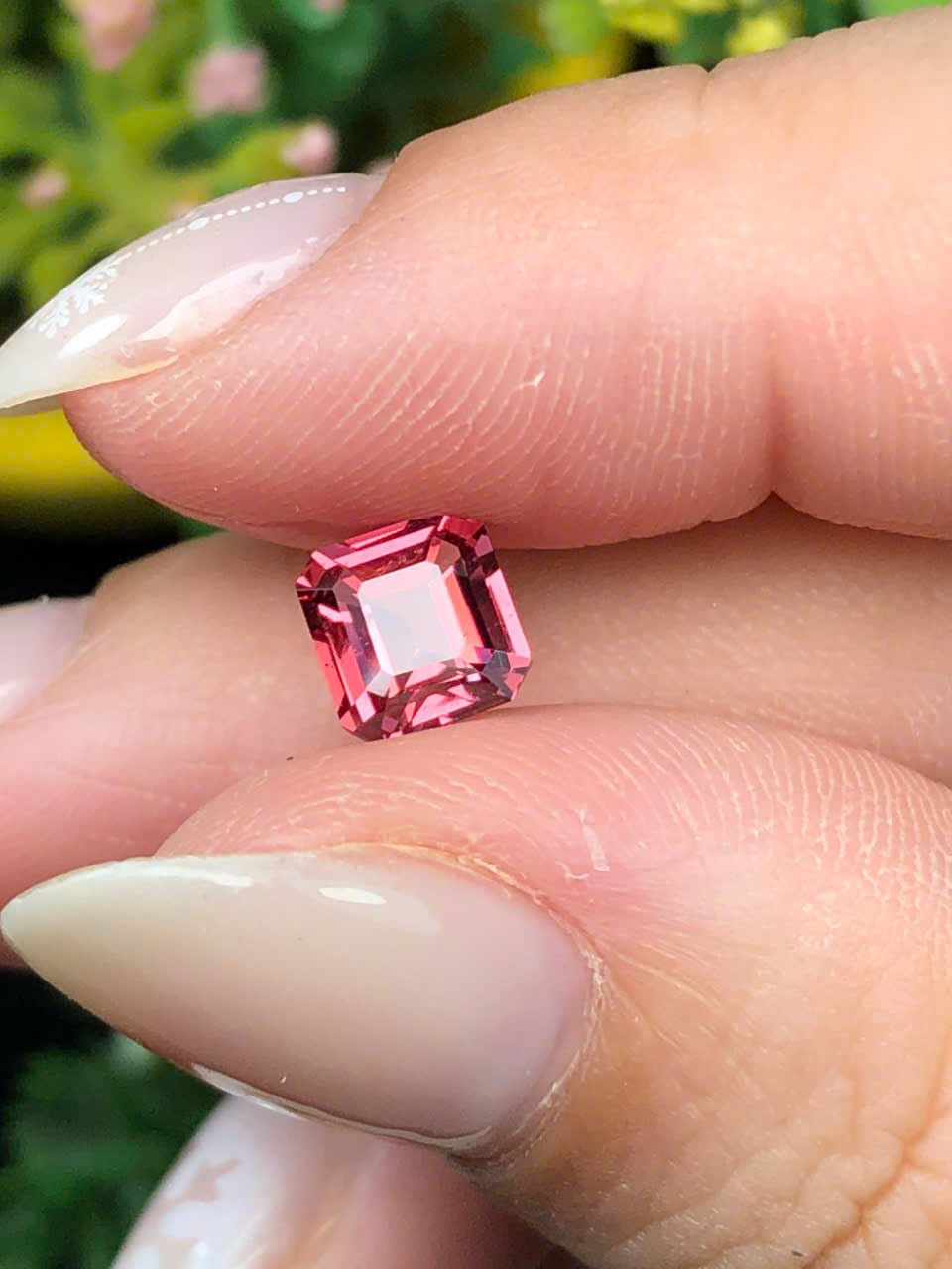 Natural orange spinel Lucyen 1,0ct  _06062630HG