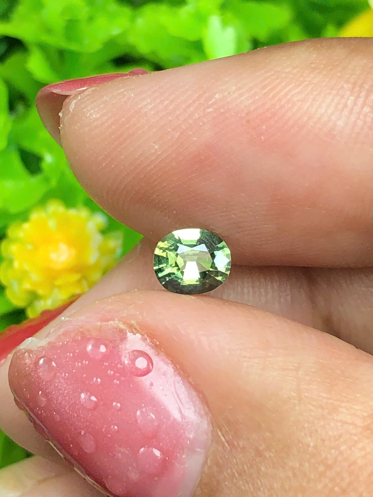 Natural Green sapphire Phan Thiet 0.55ct_09062615HG