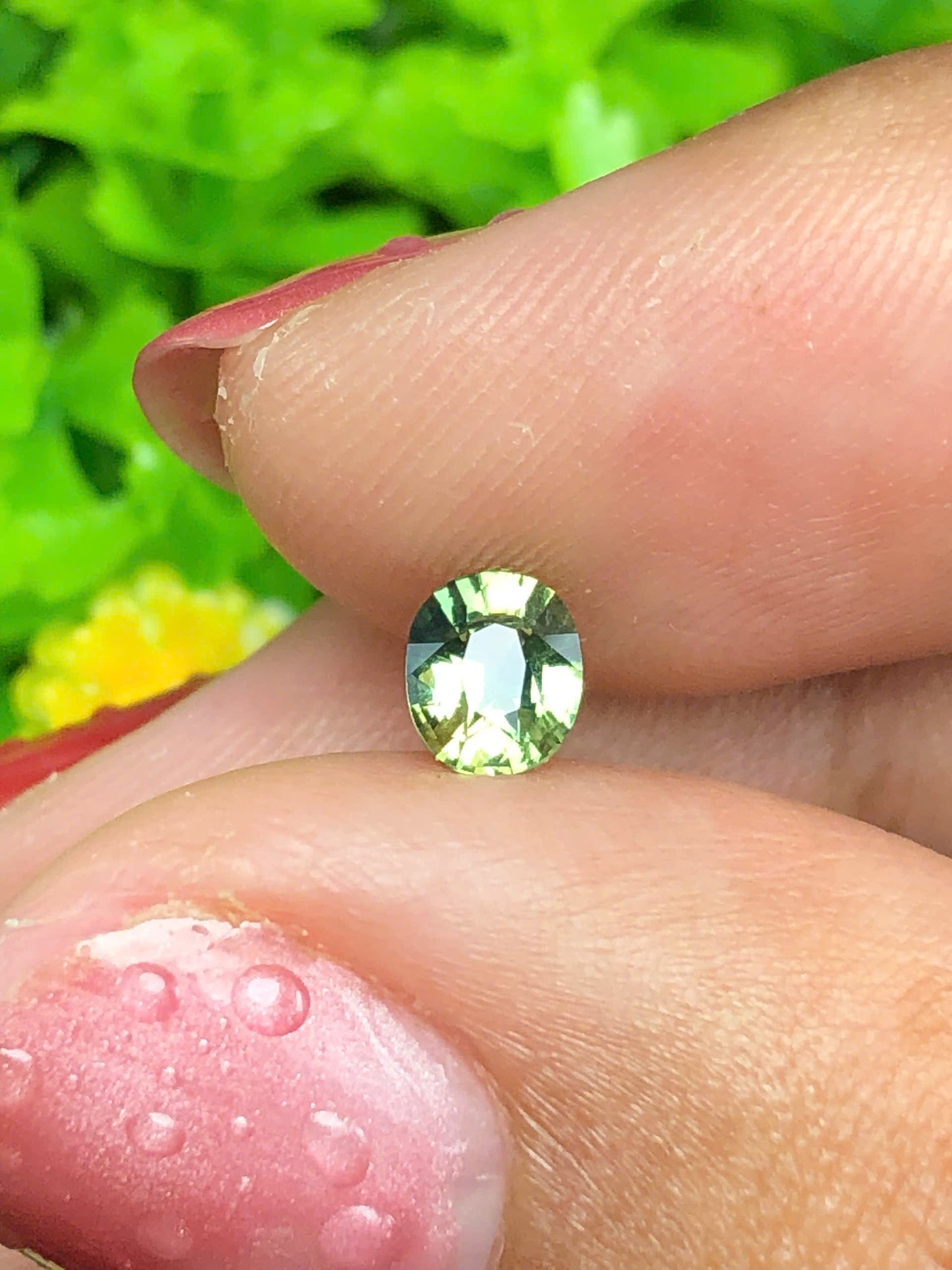 Natural Green sapphire Phan Thiet 0.55ct_09062615HG