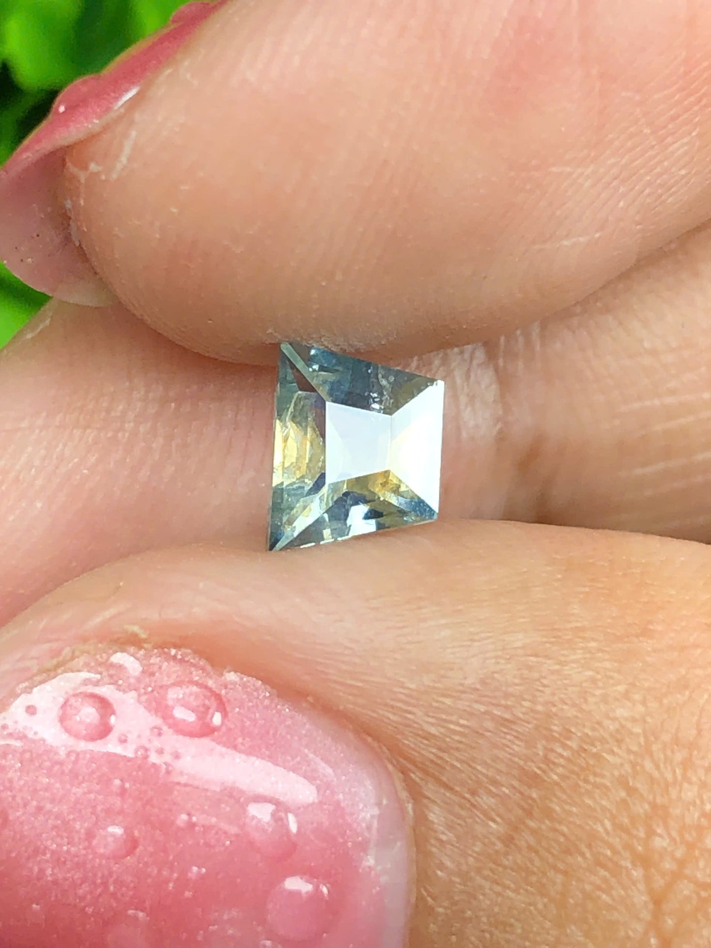 Natural Green sapphire Phan Thiet 0.80ct_09062619HG