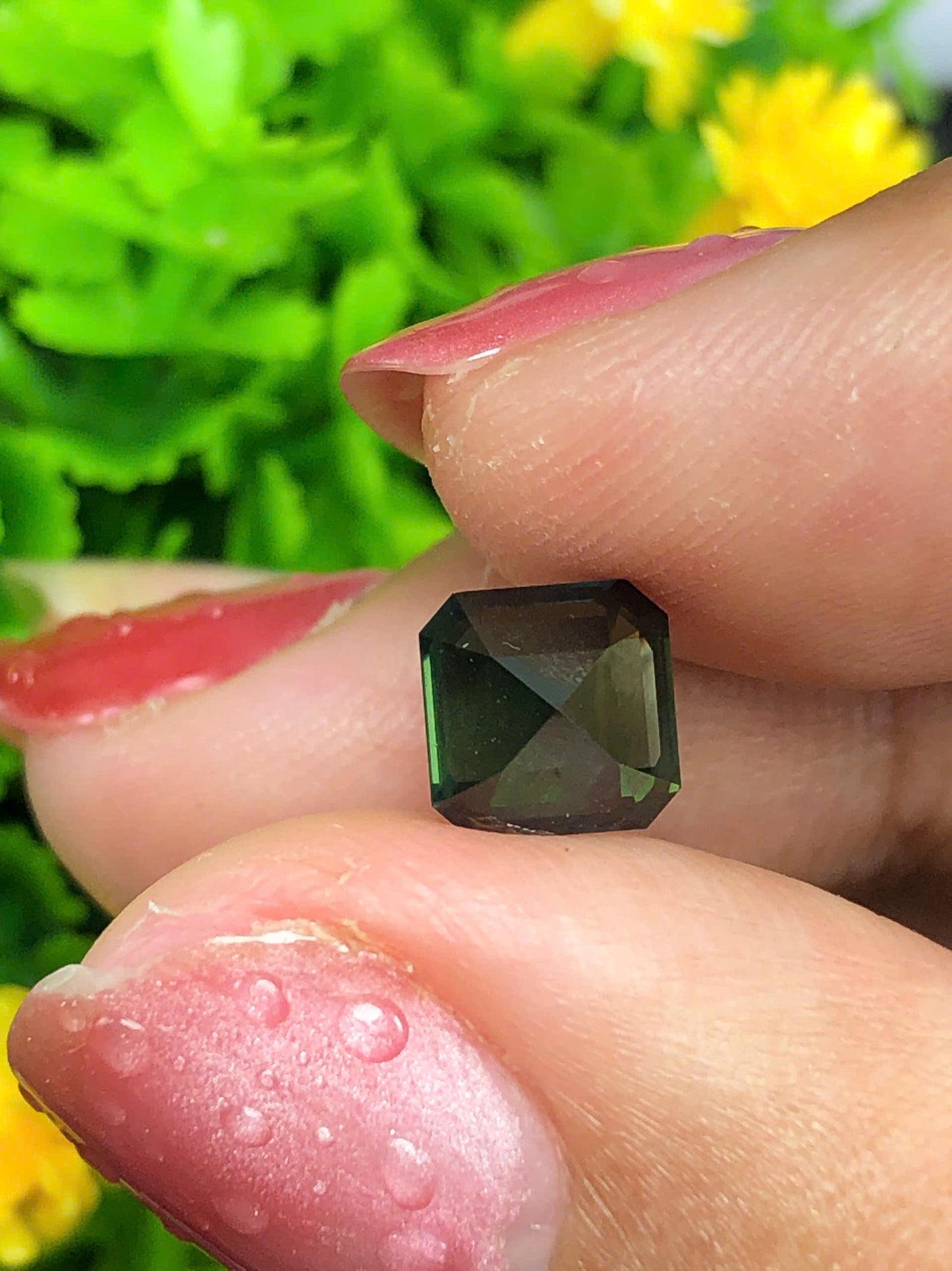 Natural Green sapphire Phan Thiet  1.95ct_09062623HG