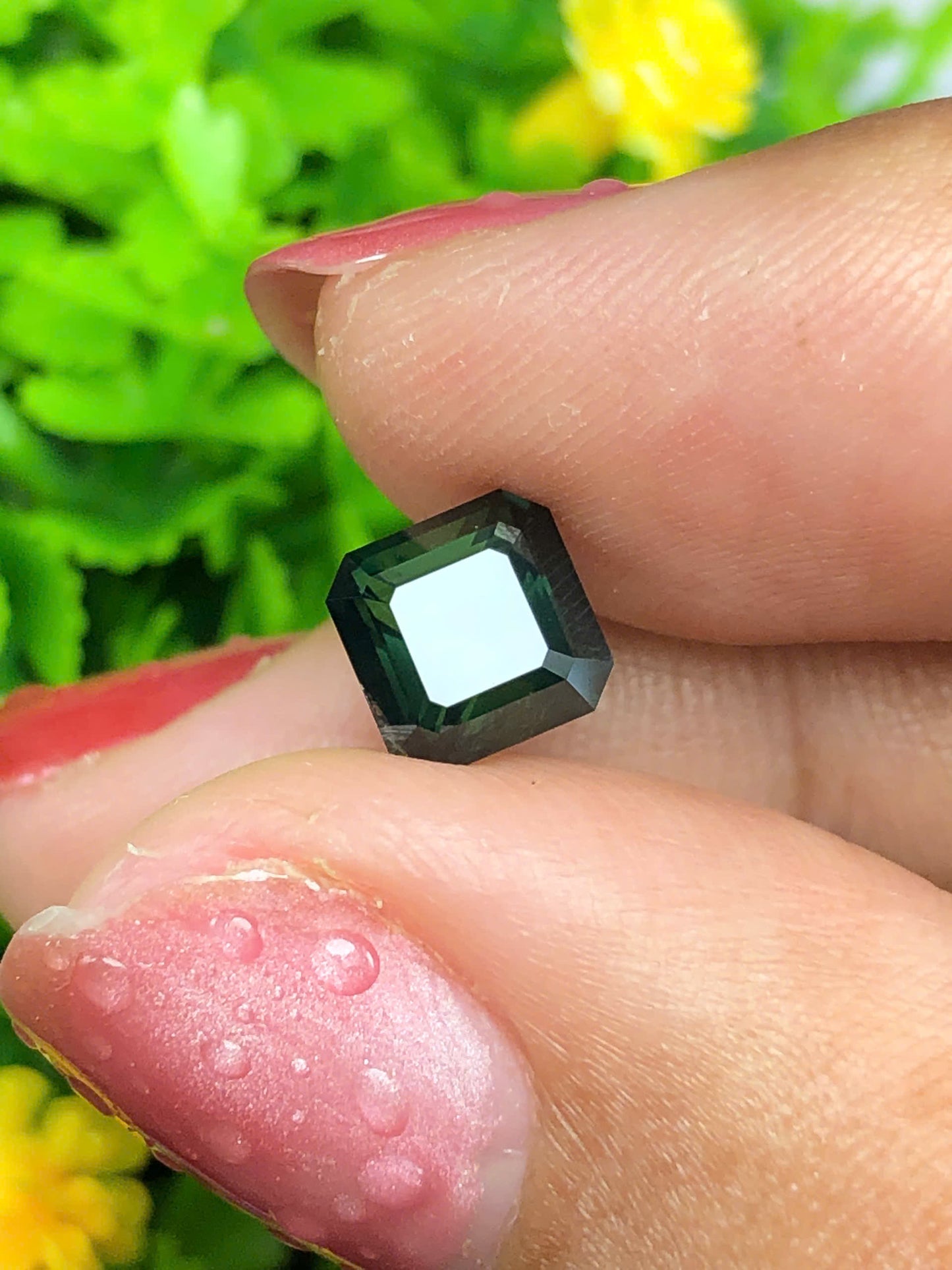 Natural Green sapphire Phan Thiet  1.95ct_09062623HG