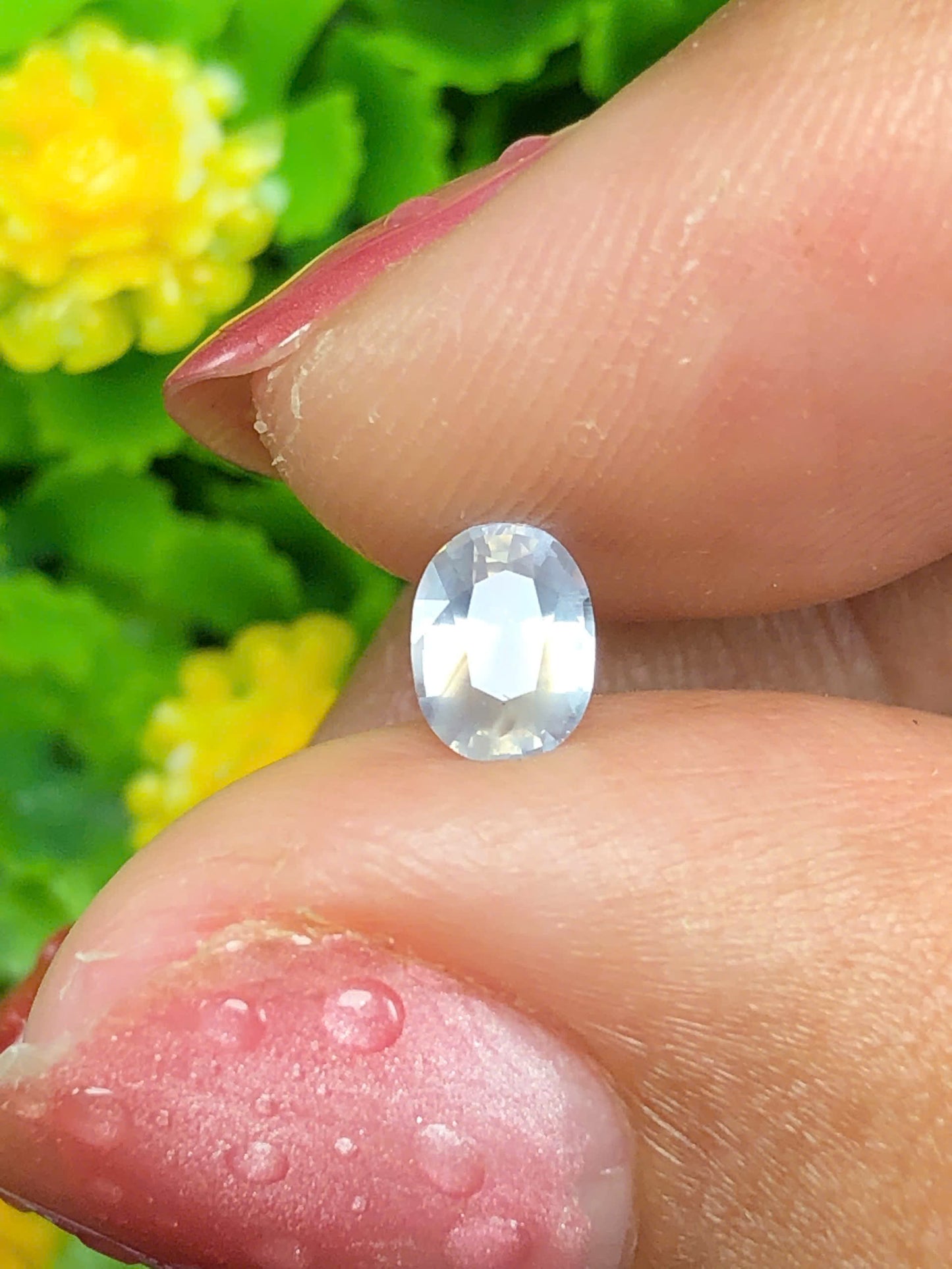 Natural white sapphire Lucyen 0.62ct_09062629HG