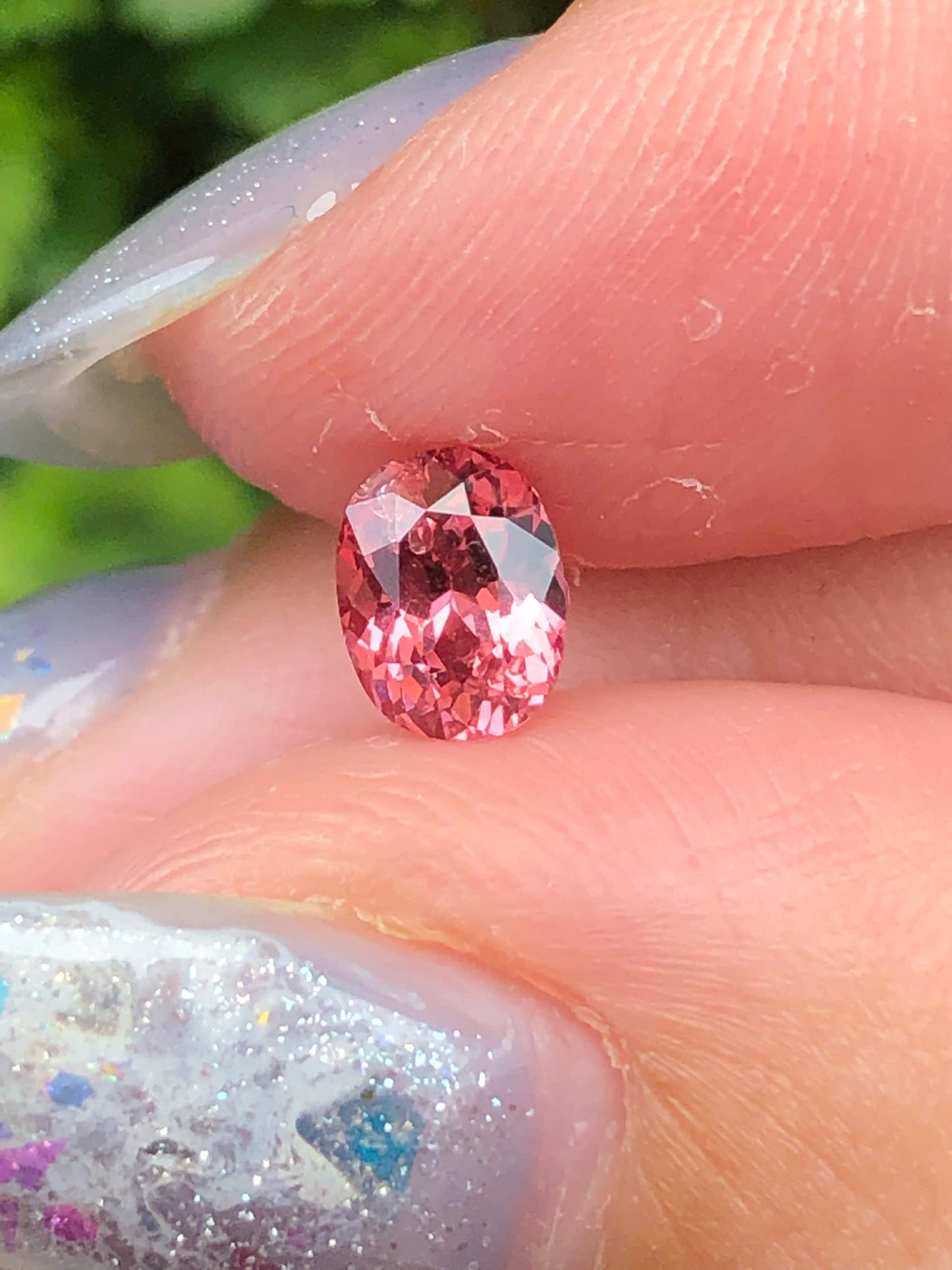 Natural red pink spinel  LucYen 0,69ct - 010615HG
