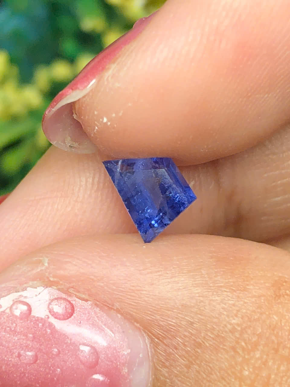 Natural blue sapphire Lucyen 0.86ct_13062608HG