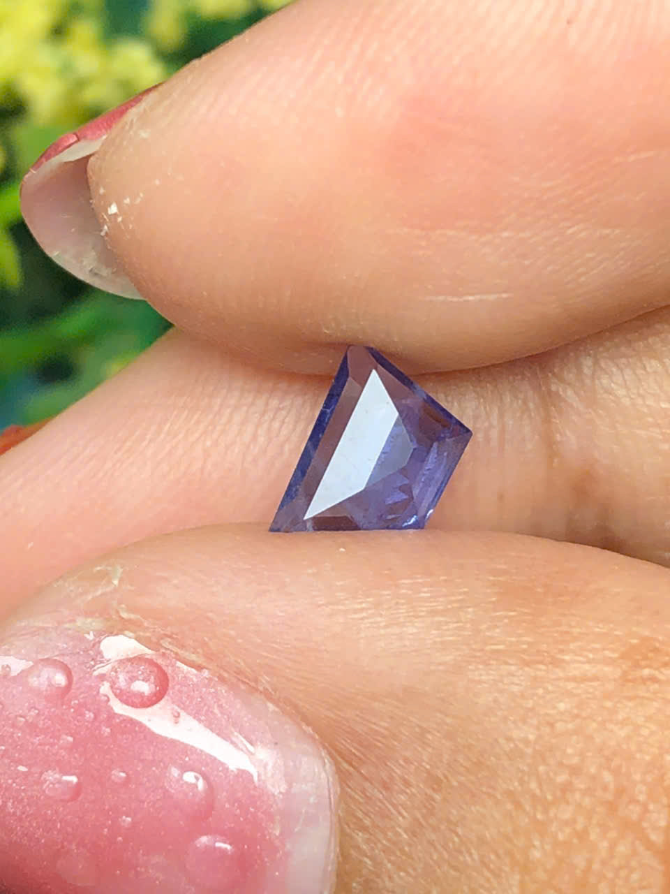 Natural blue sapphire Lucyen 0.86ct_13062608HG