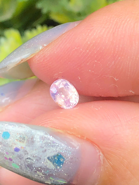 Natural Light Pink silky sapphire_130646HU