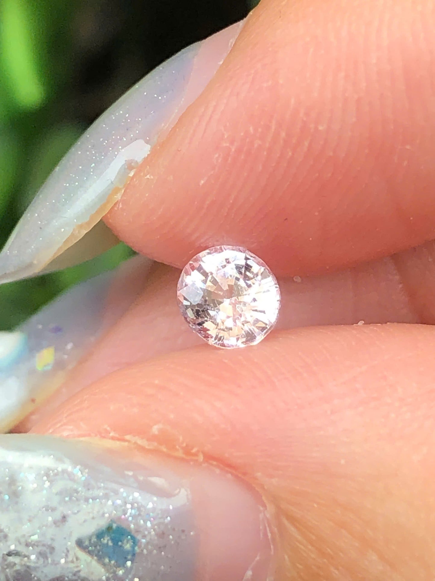 Natural White Pink Spinel LucYen 0.43ct - 150633hu