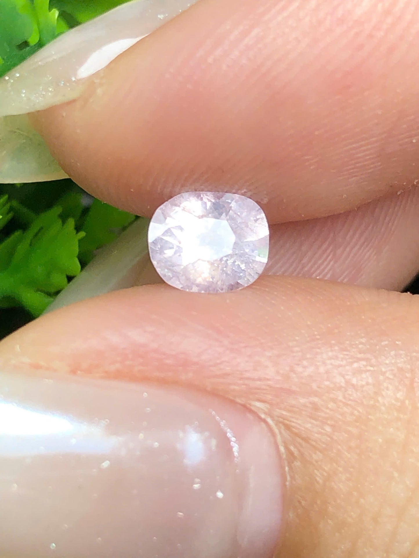 Natural white silky sapphire Lucyen   0.78ct_ 03072612HG