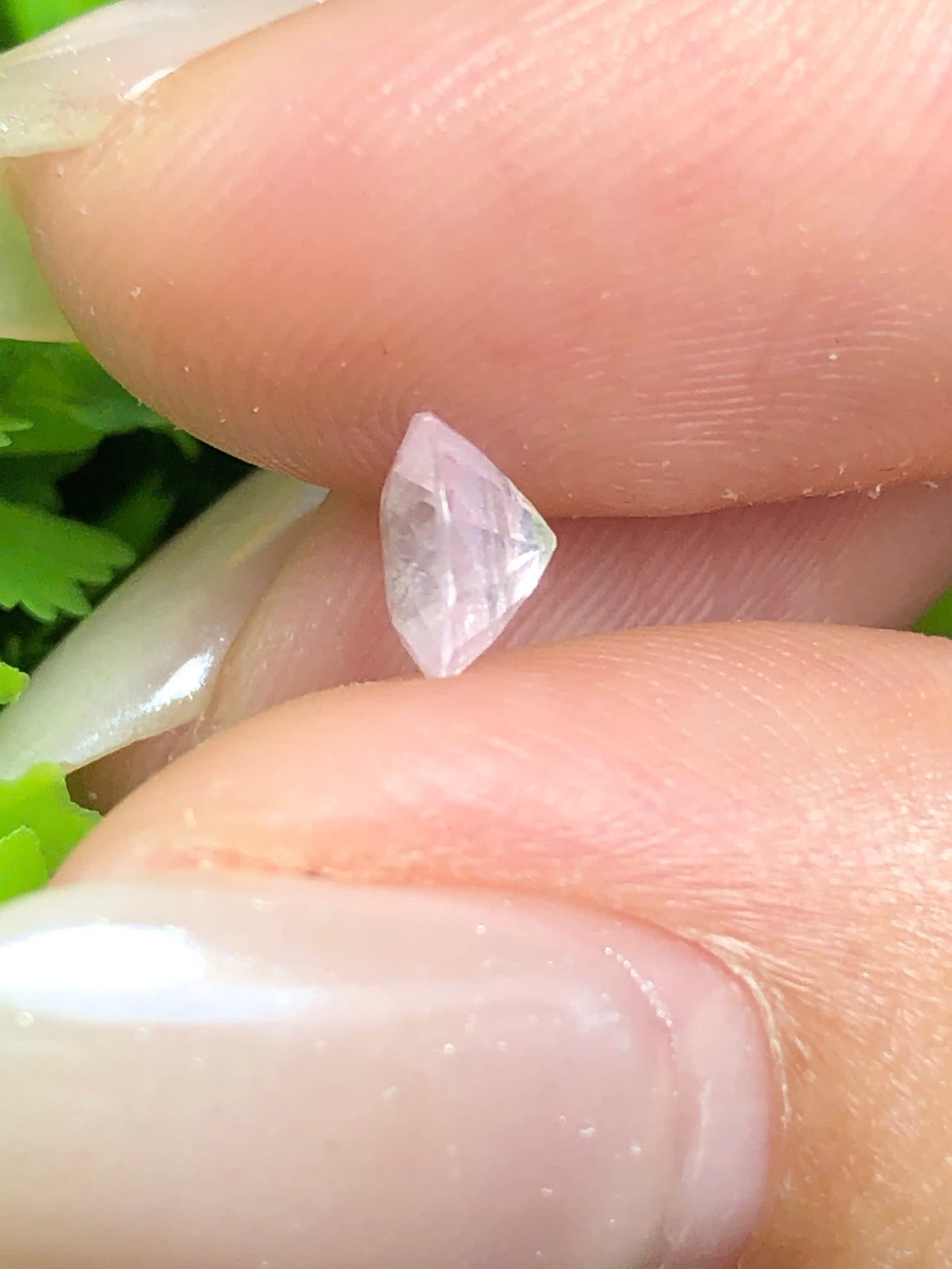 Natural white silky sapphire Lucyen   0.78ct_ 03072612HG